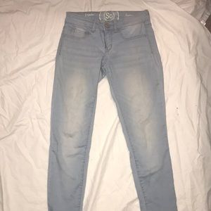 light wash jeans